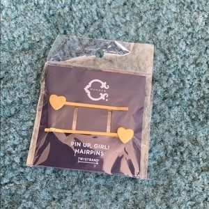 NWT C. Wonder Heart Hairpins